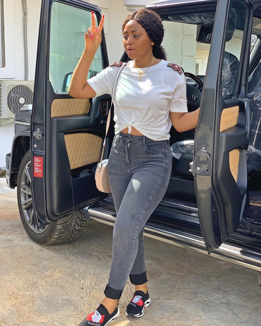 Regina Daniels Buys Mercedes Brabus (2)