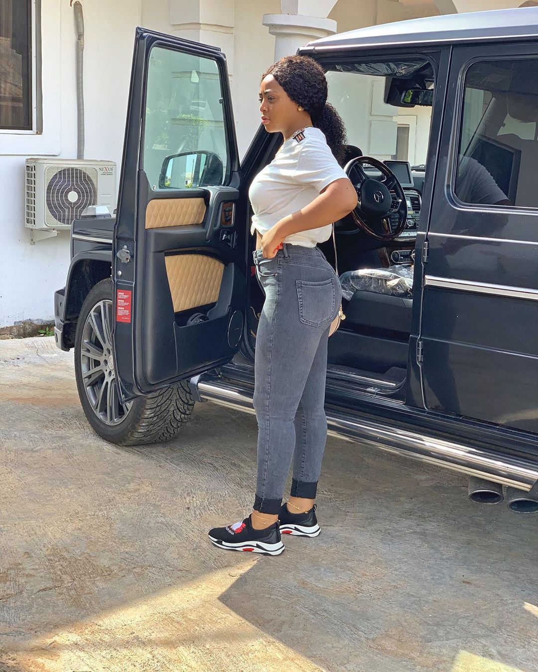 Regina Daniels Buys Mercedes Brabus (4)