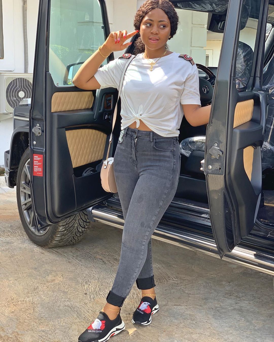 Regina Daniels Buys Mercedes Brabus (5)