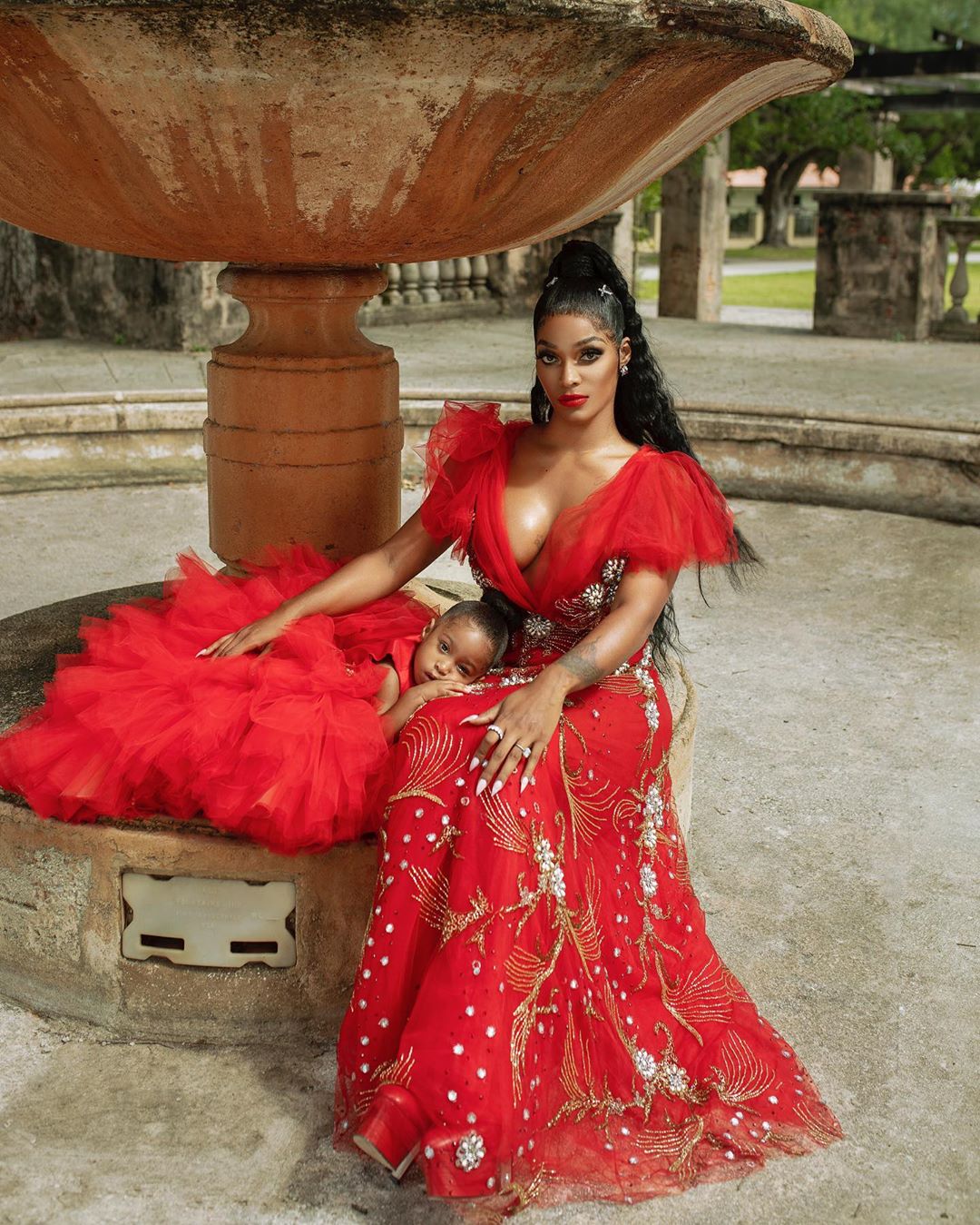 Joseline Hernandez And Daughter Bonnie Bella Cover Alpha Magazine (3)