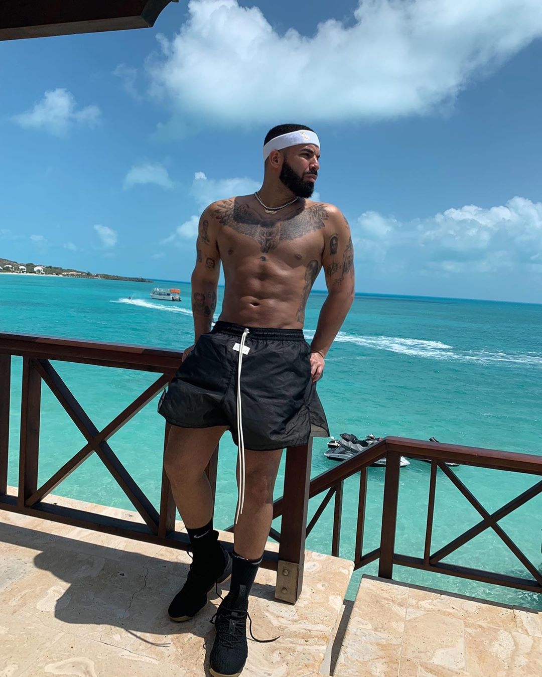 Drake Shows Off Abs In Fear Of God x Nike Shorts (2)