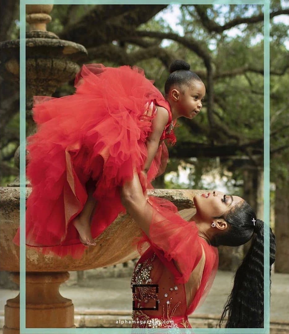 Joseline Hernandez And Daughter Bonnie Bella Cover Alpha Magazine (5)