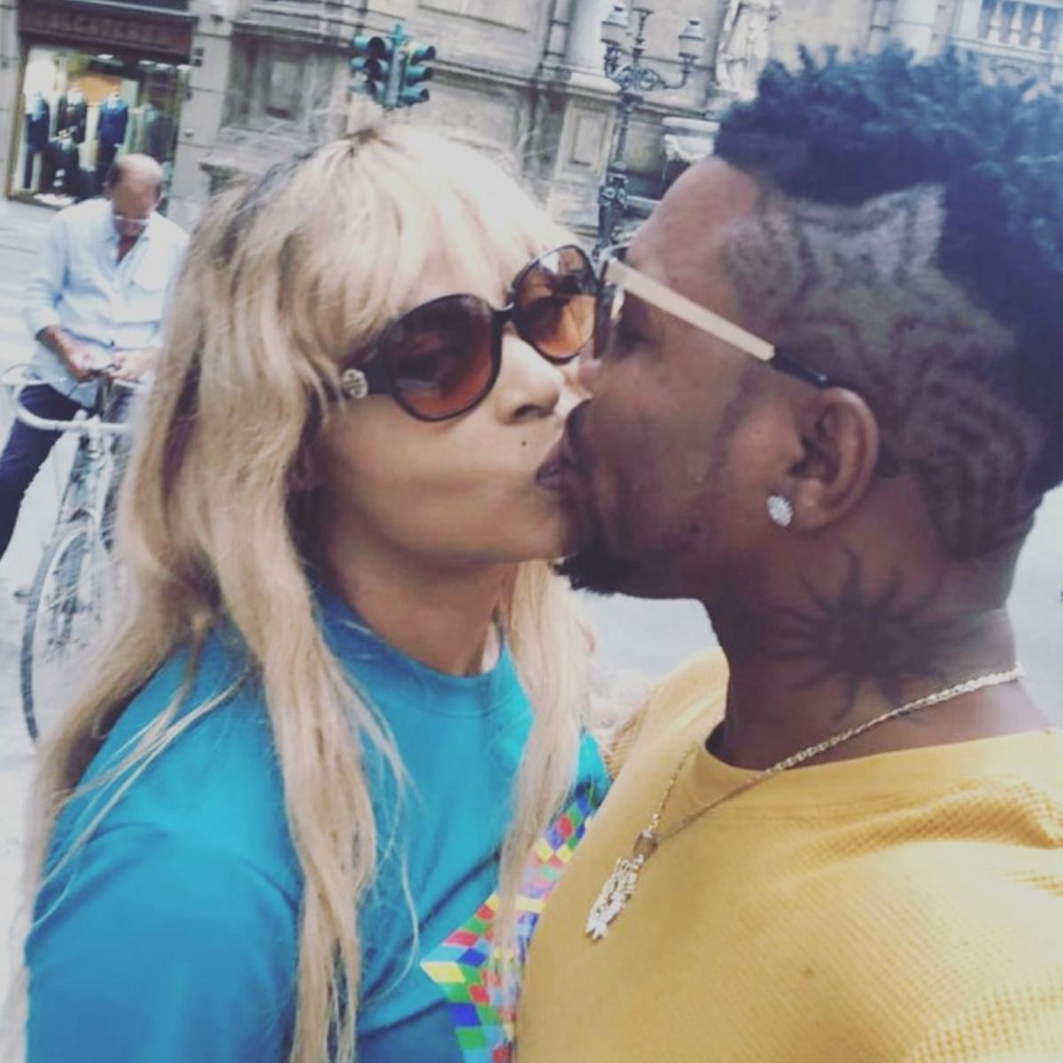 Oritsefemi And His Wife Loved Up Italy Vacation Photos