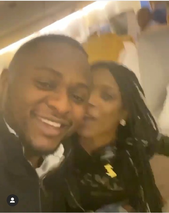 Annie Idibia Gives Ubi Franklin A Peck While On The Plane (2)