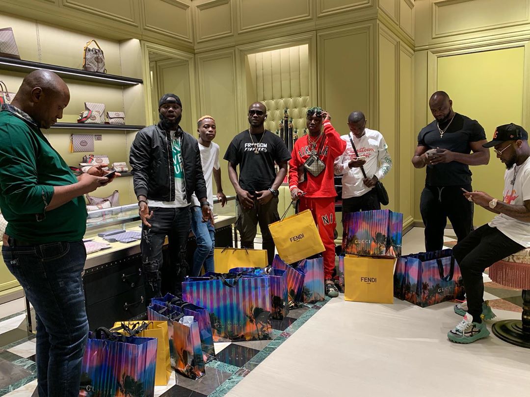 Davido Takes His Whole Squad Shopping In Dubai (3)