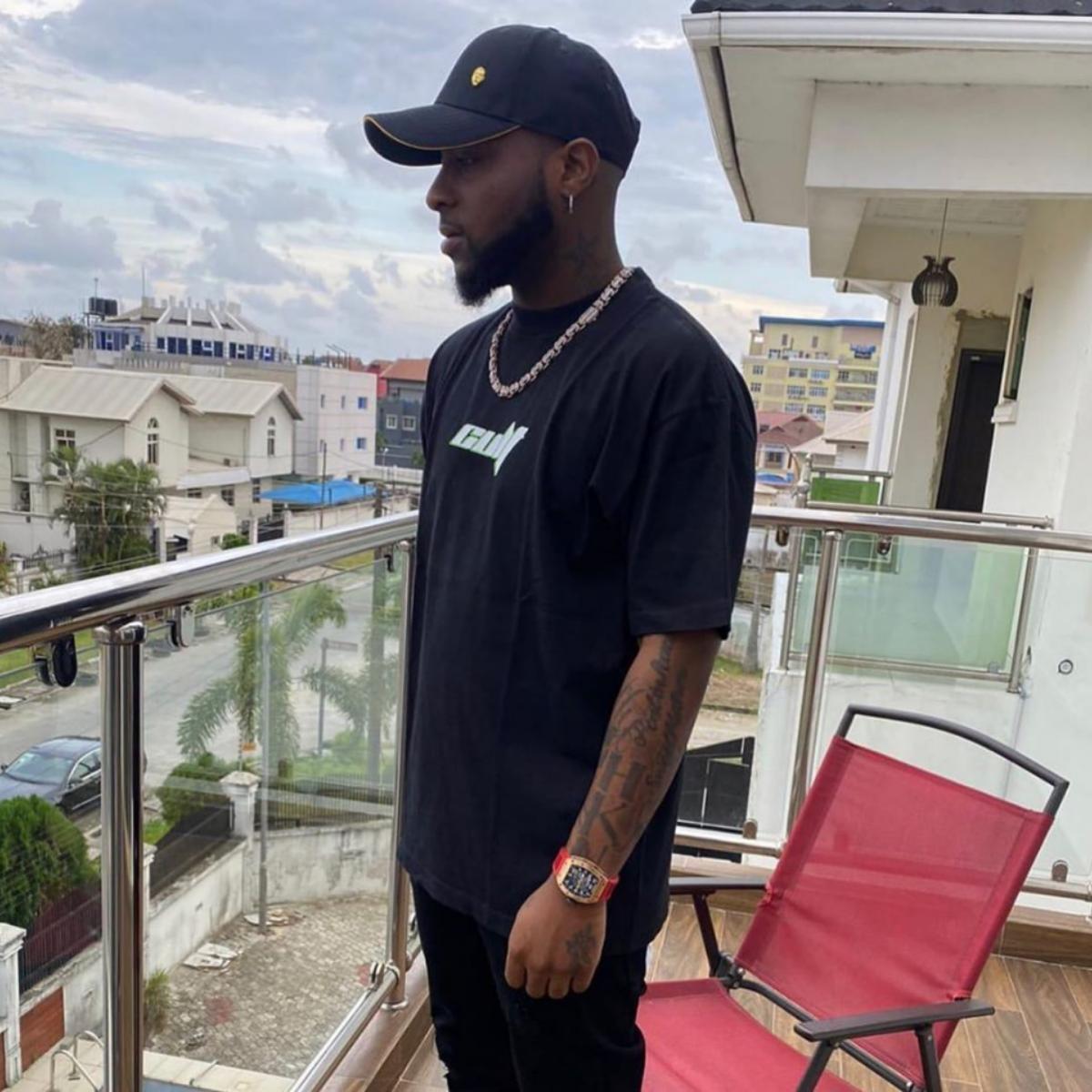 Davido Buys His Gateman Food Worth N100K