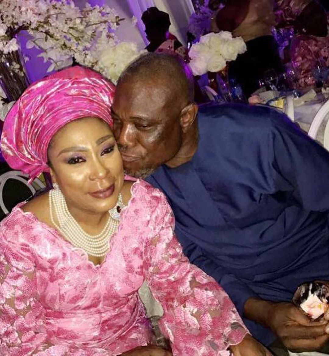 Burna Boy’s Parents 30th Wedding Anniversary (4) Amebo Book