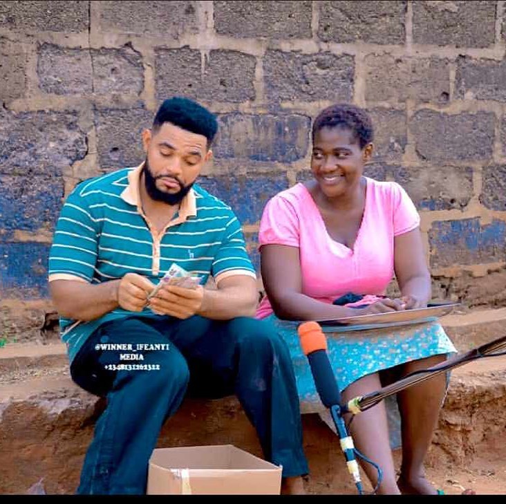 Mercy Johnson And Stephen Emeka Odimgbe On Set Movie (3)