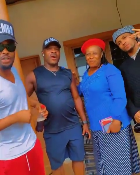 Zubby Michael And Patience Ozokwo Hang Out (4)