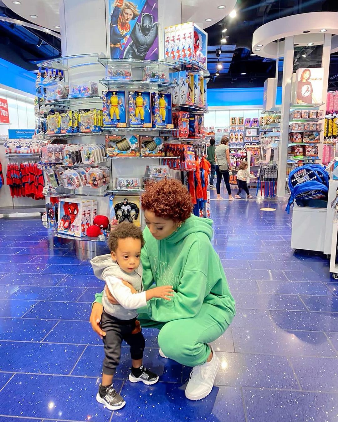 Regina Daniels Son Munir London Toy Shop (5)